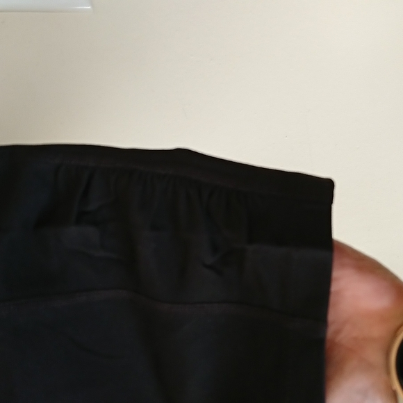 Athleta Balance Capris - Picture 6 of 15